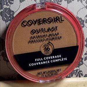 COVERGIRL Outlast Extreme Wear Pressed Powder - 862 Natural Tan